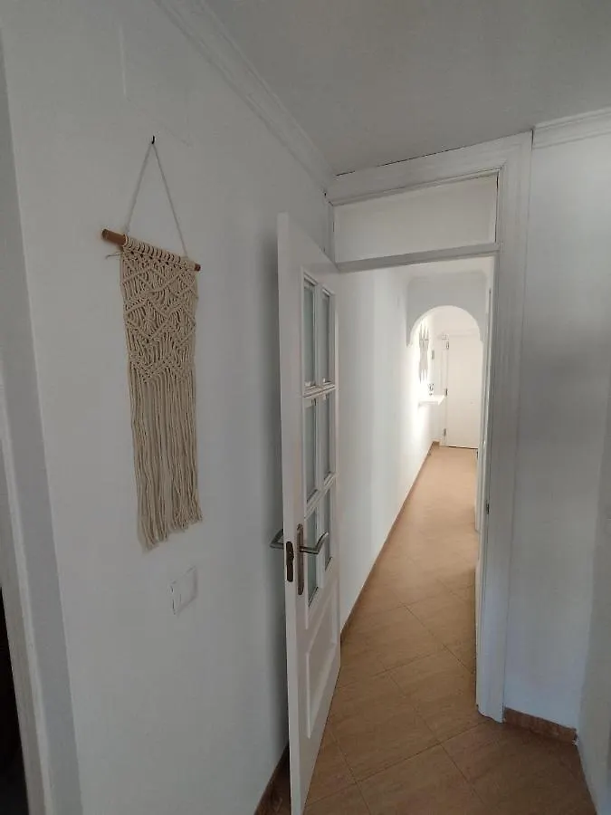Piso Amplio Y Comodo. Apartment Malaga